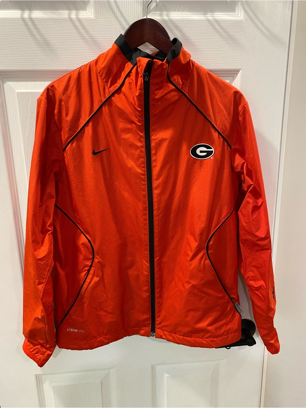 Nike Men’s Georgia Bulldogs Lightweight Zip Jacket - Medium